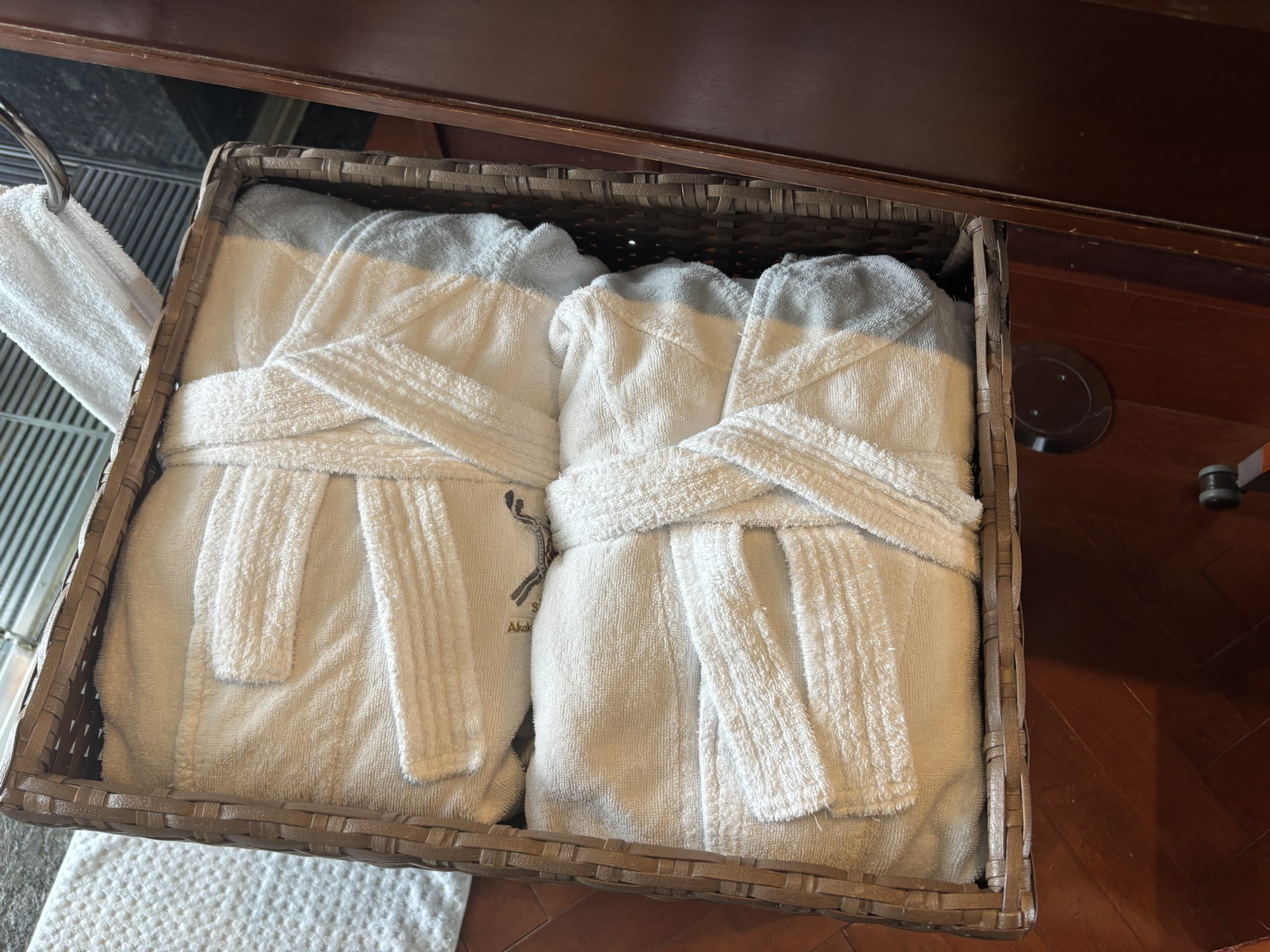 【赤倉観光ホテル】スパ＆スイート棟温泉露天テラスツインBへバースデー泊