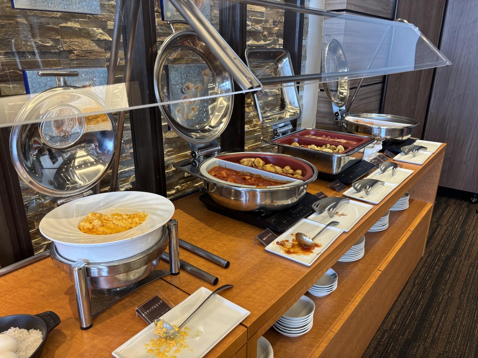 【赤倉観光ホテル】スパ＆スイート棟温泉露天テラスツインBへバースデー泊