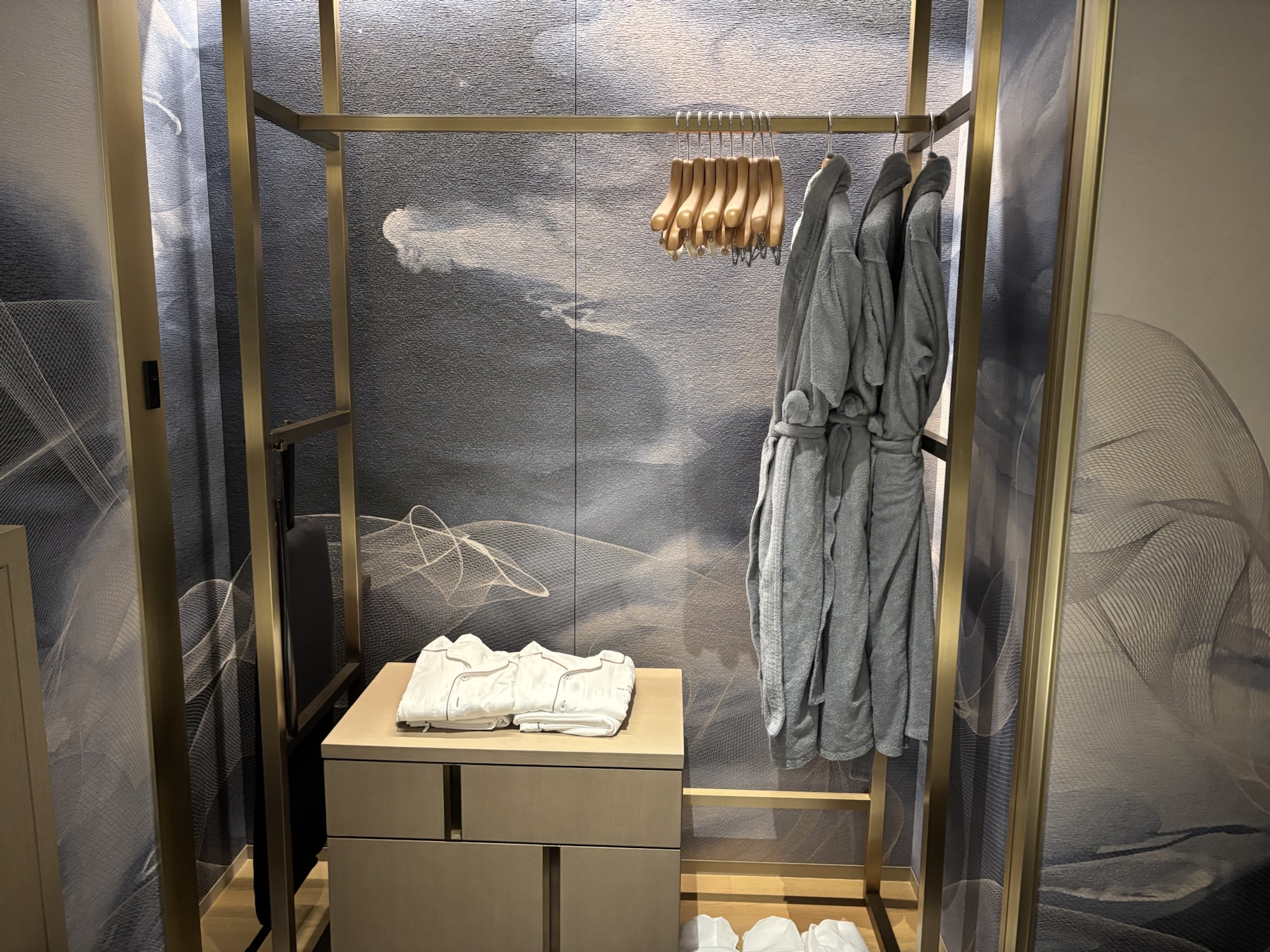 【大阪ステーションホテル】マリオットポイント泊と驚愕の9000円朝食ビュッフェ