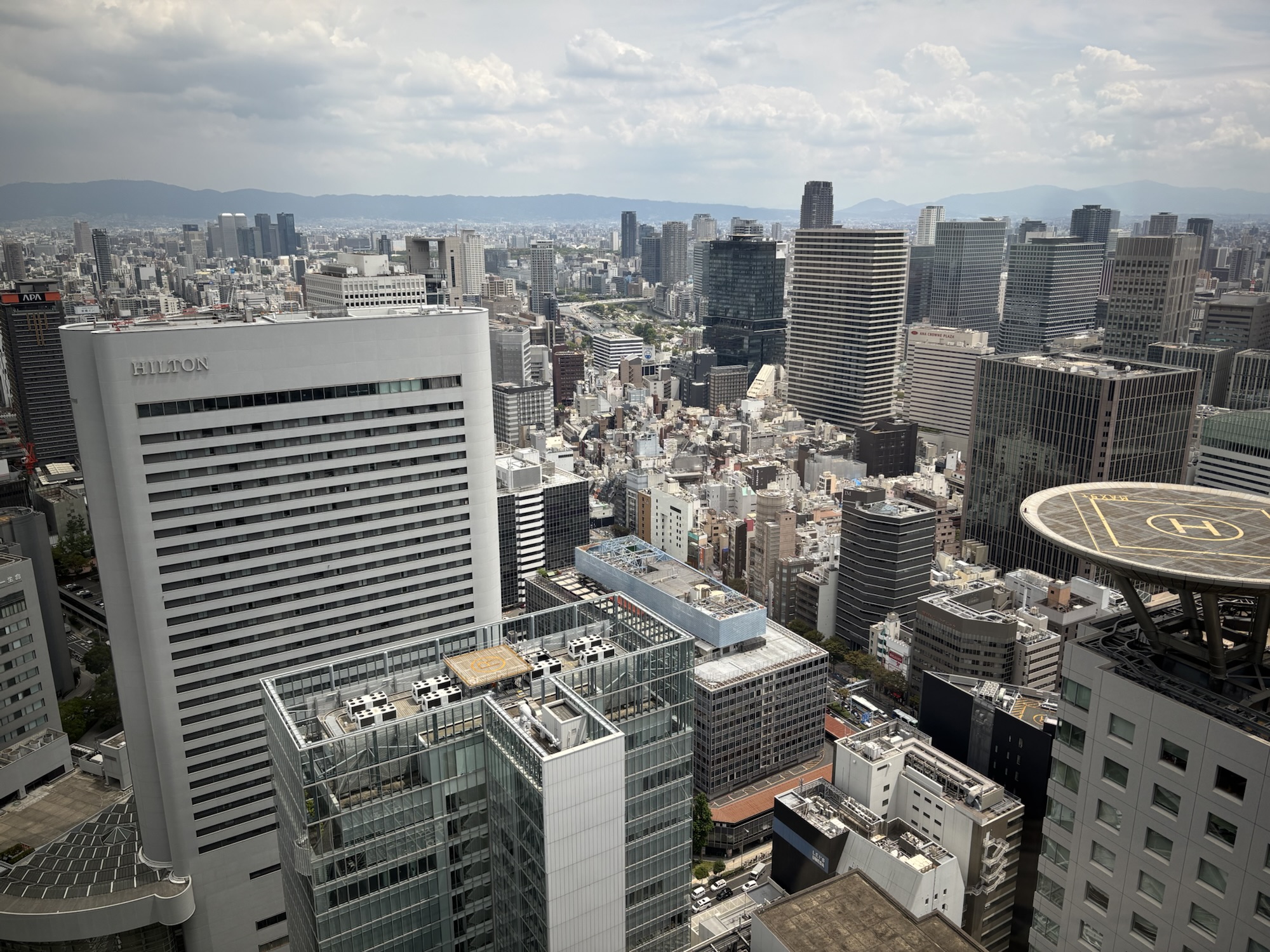 【大阪ステーションホテル】マリオットポイント泊と驚愕の9000円朝食ビュッフェ
