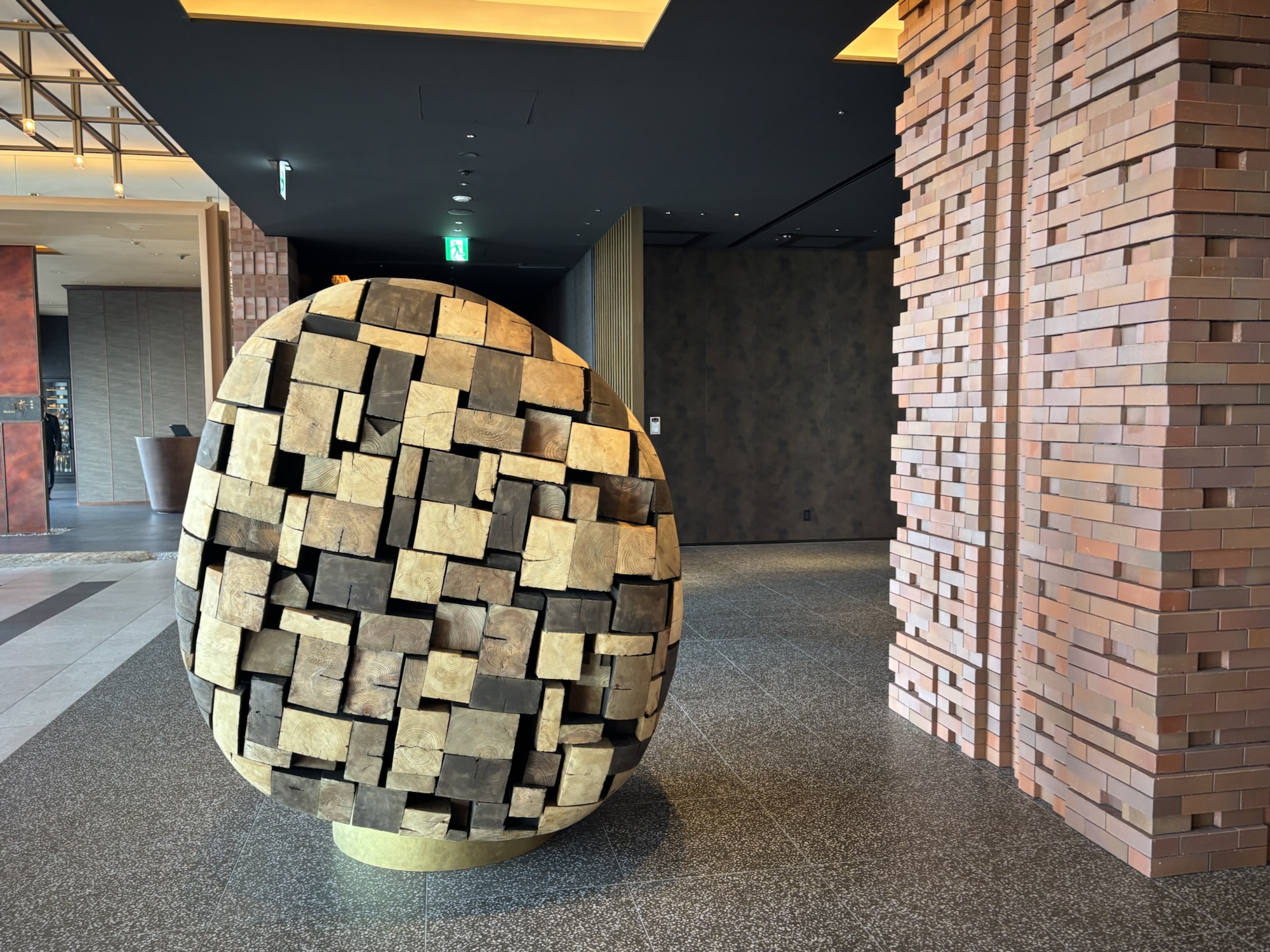 【大阪ステーションホテル】マリオットポイント泊と驚愕の9000円朝食ビュッフェ