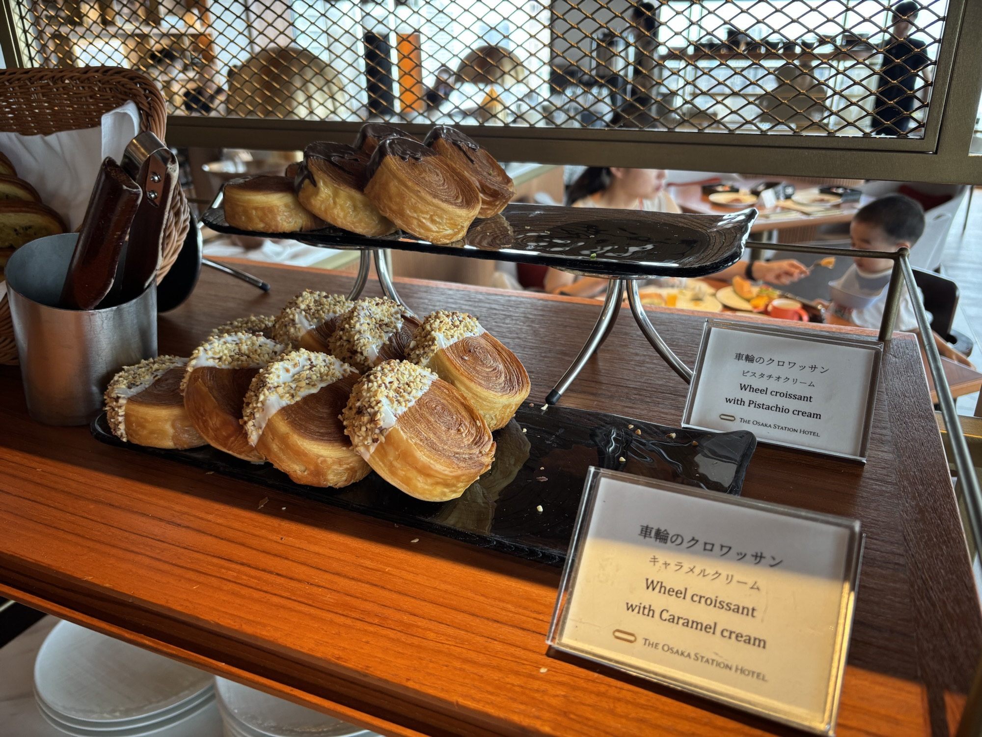 【大阪ステーションホテル】マリオットポイント泊と驚愕の9000円朝食ビュッフェ