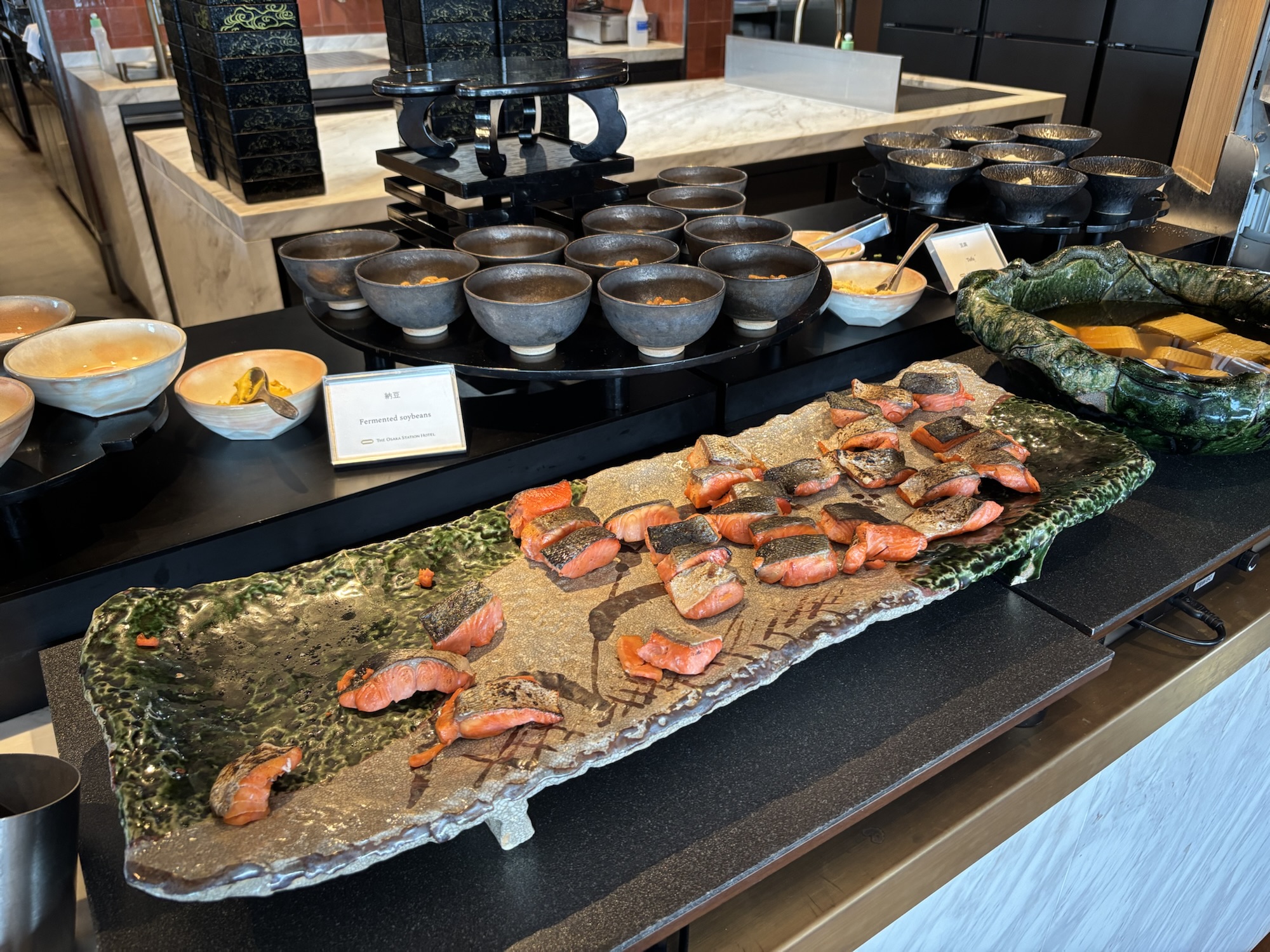 【大阪ステーションホテル】マリオットポイント泊と驚愕の9000円朝食ビュッフェ