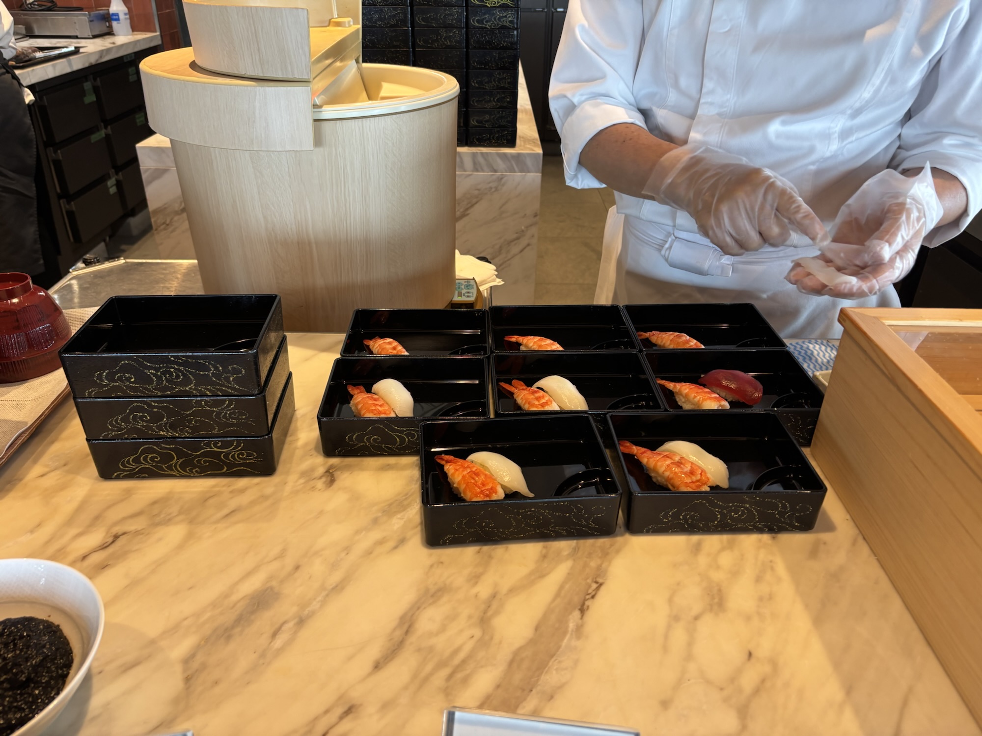 【大阪ステーションホテル】マリオットポイント泊と驚愕の9000円朝食ビュッフェ