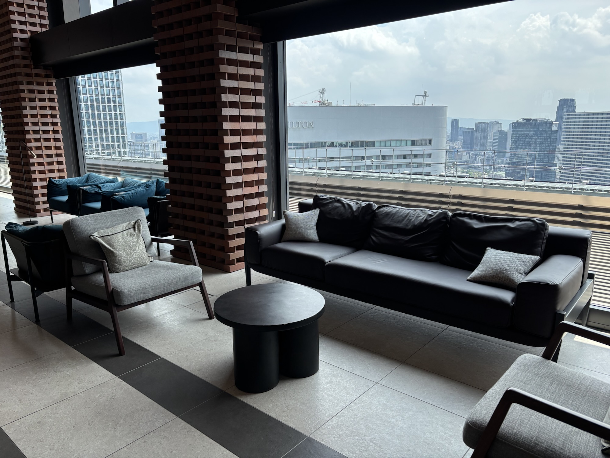 【大阪ステーションホテル】マリオットポイント泊と驚愕の9000円朝食ビュッフェ