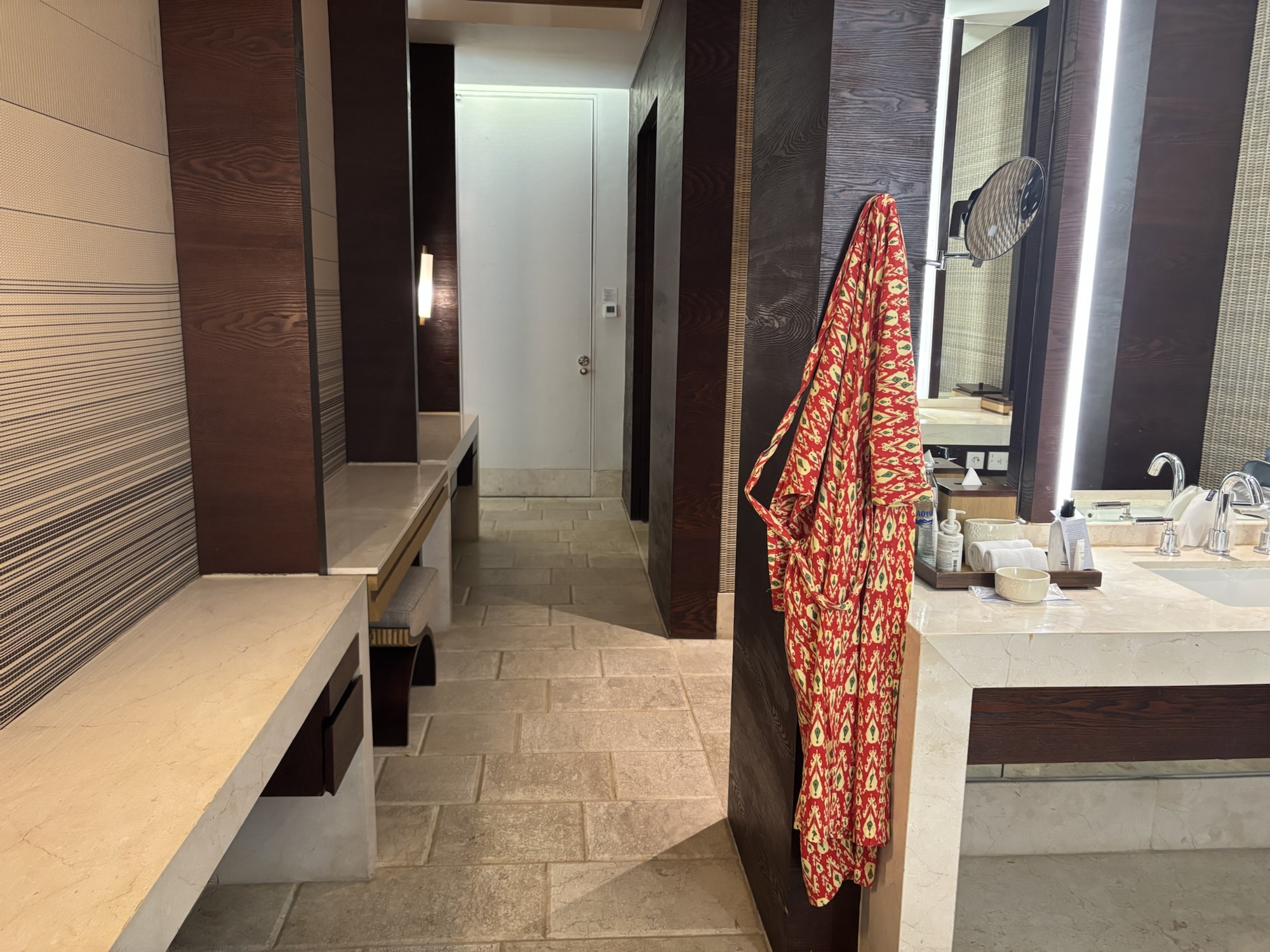 【夫婦バリ旅行】マリオットプラチナ特典満喫ザリッツカールトンバリ宿泊