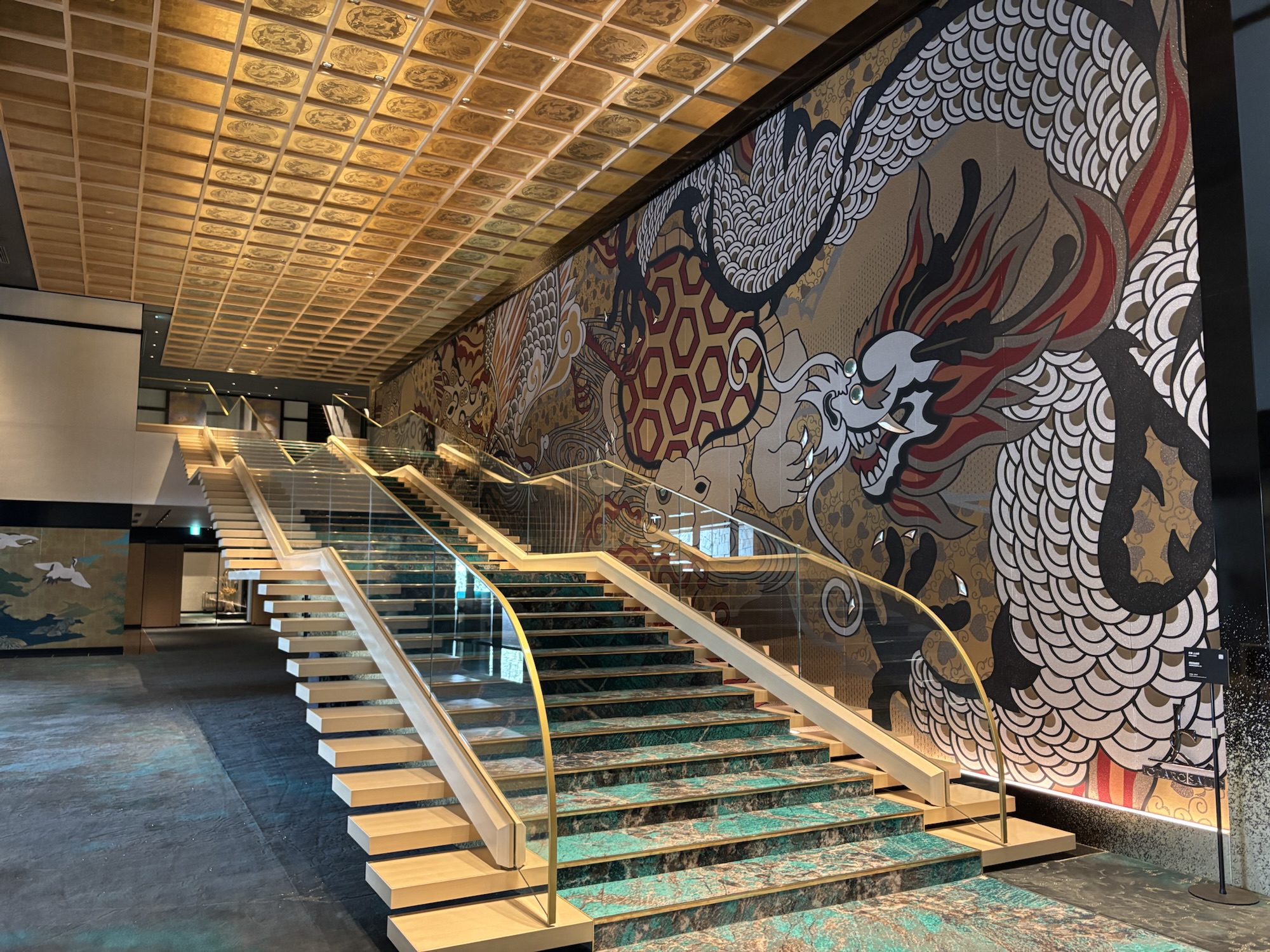 【エスパシオナゴヤキャッスル開業！】ロビーラウンジでティータイム