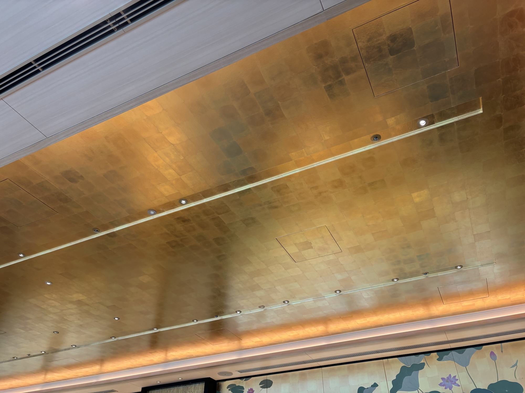 【エスパシオナゴヤキャッスル開業!】ロビーラウンジでティータイム