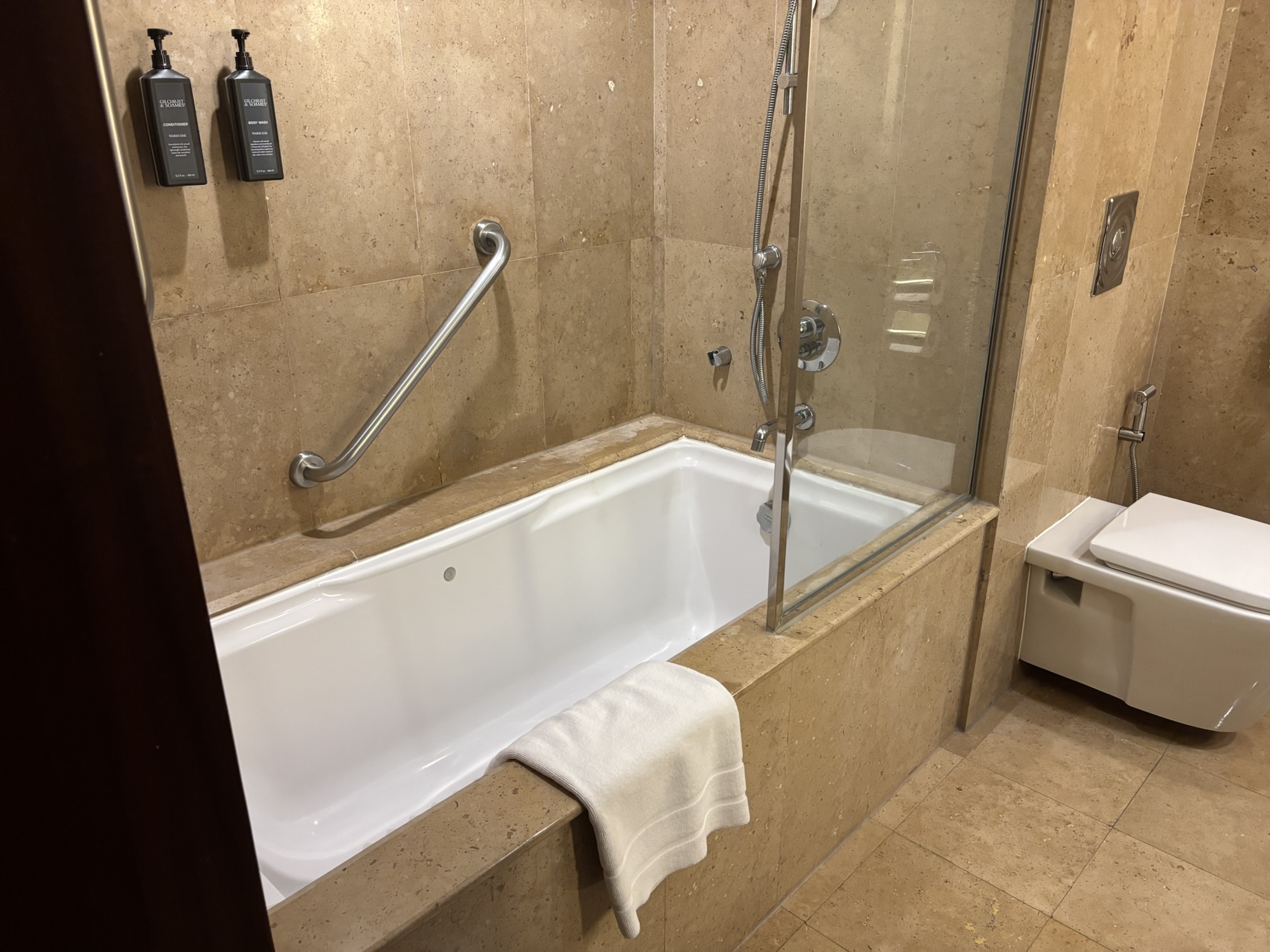 【50代母と20代娘のバンコク旅行】ロイヤルオーキッドシェラトンバンコク宿泊