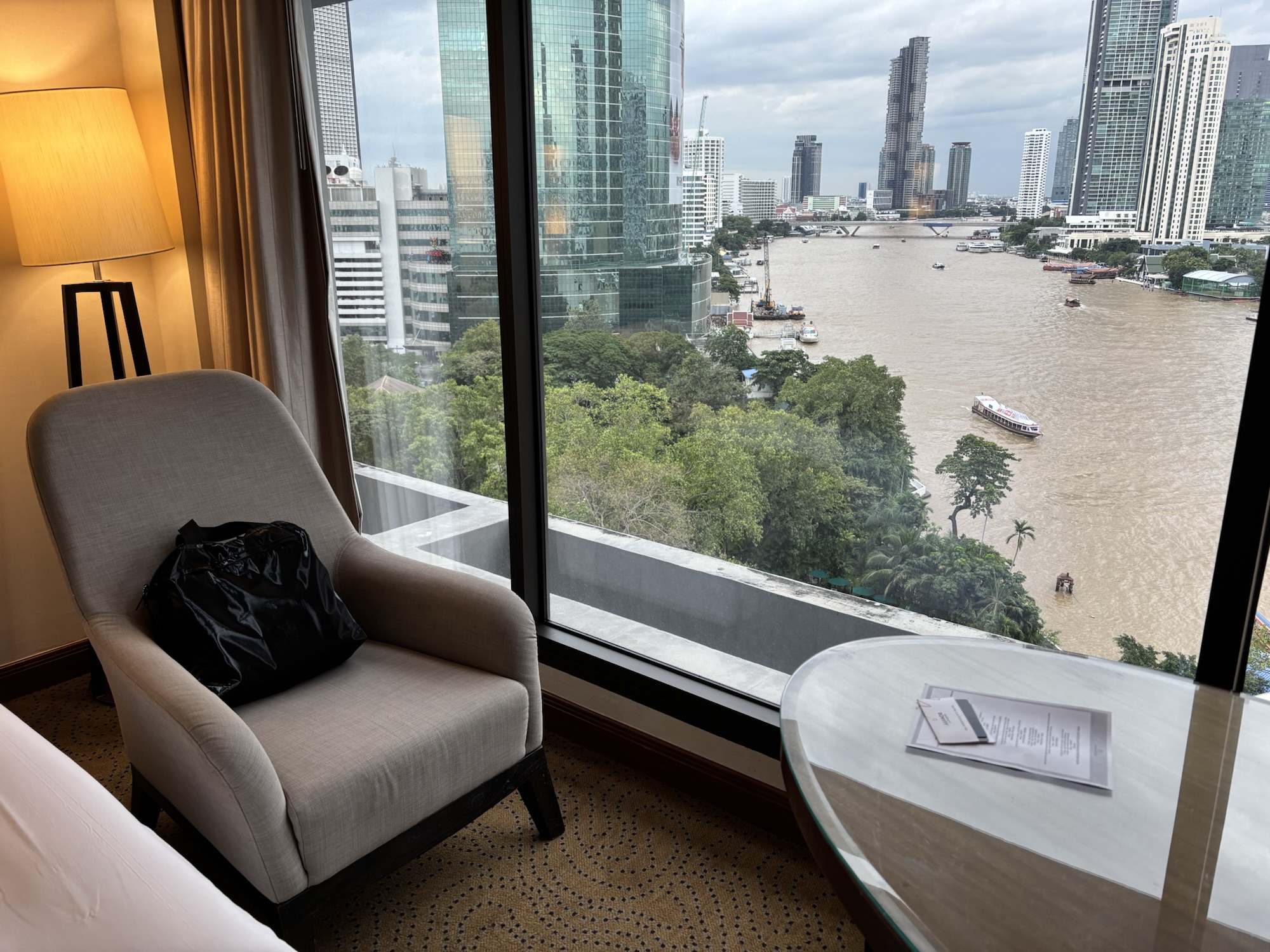 【50代母と20代娘のバンコク旅行】ロイヤルオーキッドシェラトンバンコク宿泊