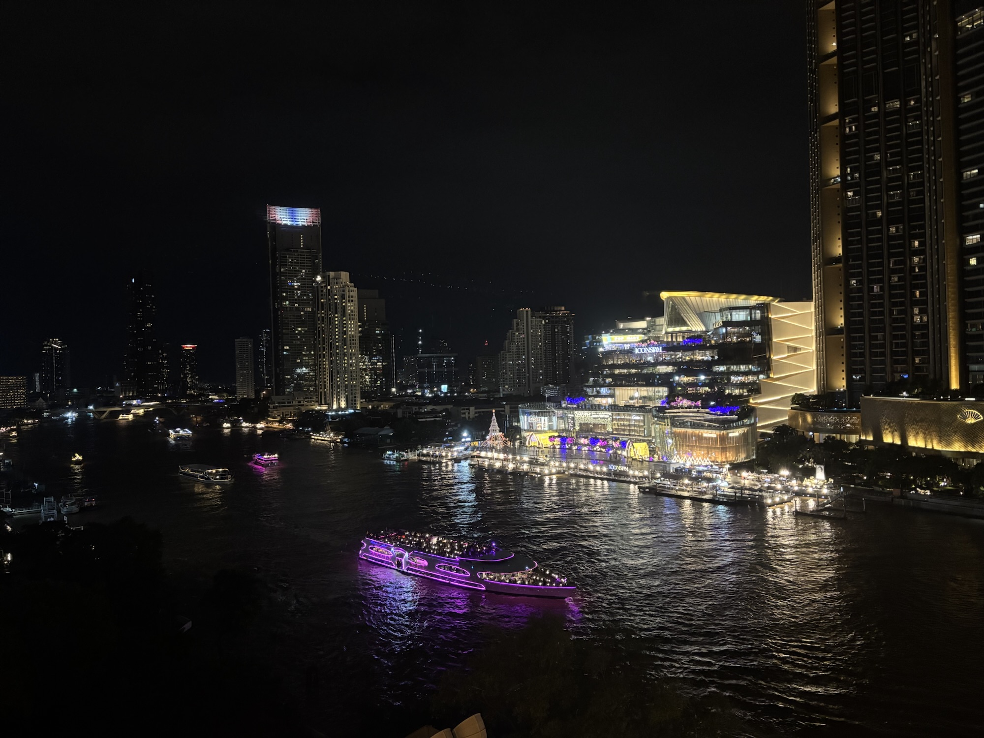 【50代母と20代娘のバンコク旅行】ロイヤルオーキッドシェラトンバンコク宿泊